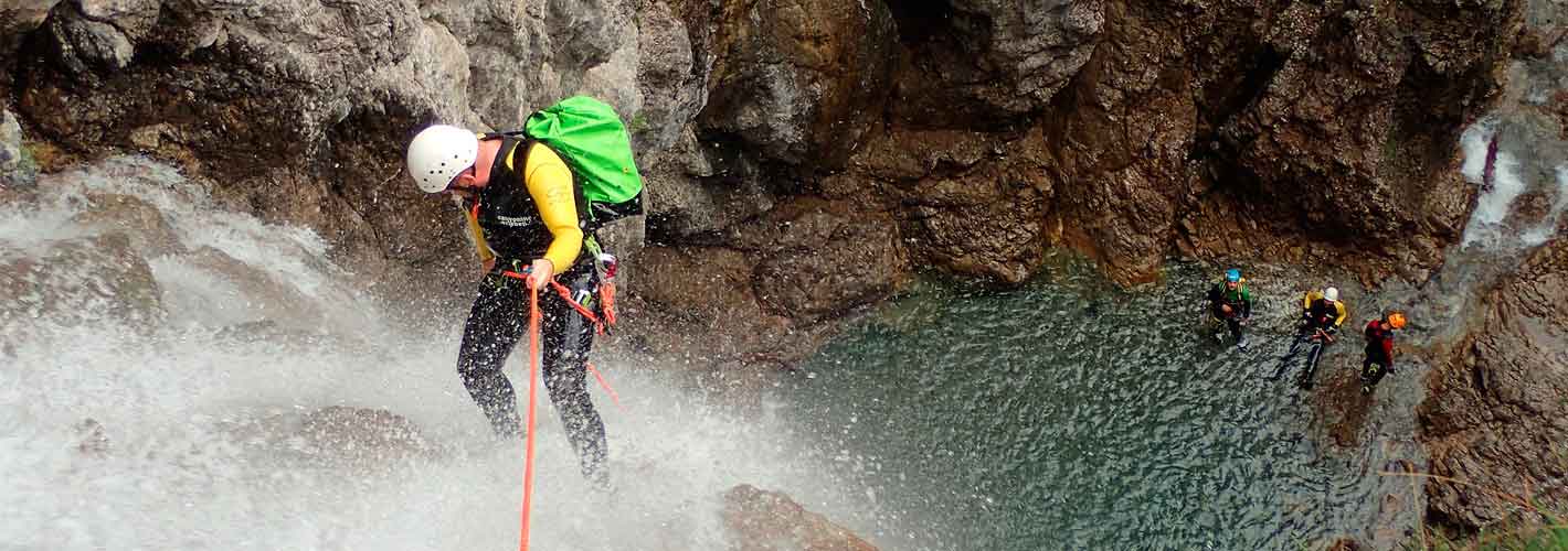 Donde hacer barranquismo en cataluña con Costa Brava Parc Aventura